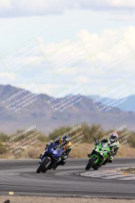 media/Nov-16-2025-Race Pace (Sun) [[8c5fa54630]]/Non Verified Riders (1st 20 Minutes)/5-Turn 15 (110pm)/